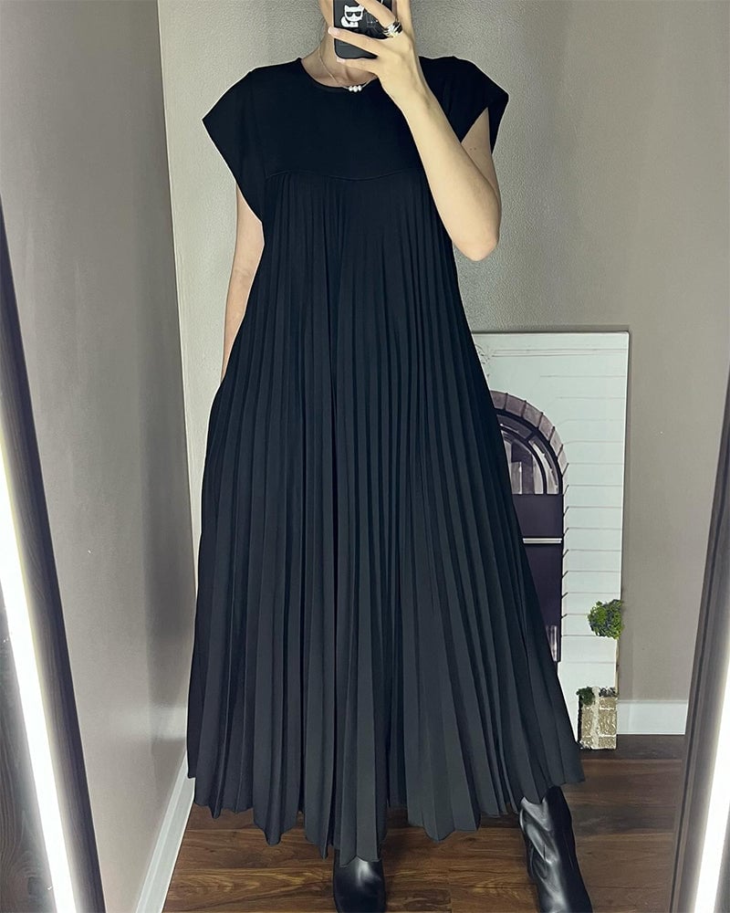 Ayla | Pleated Maxi Dress