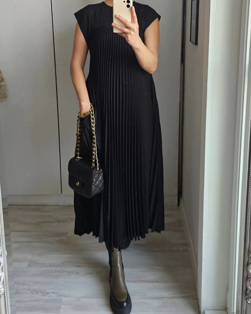 Ayla | Pleated Maxi Dress