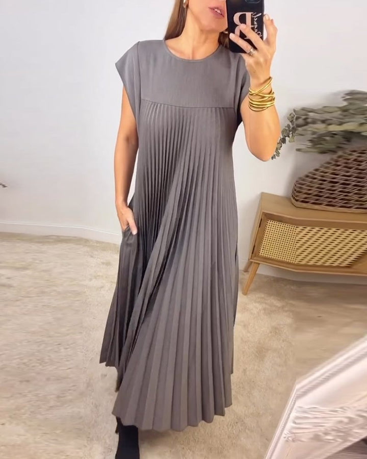 Ayla | Pleated Maxi Dress