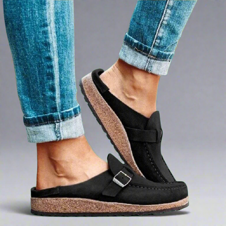 Lounge Step Sandals